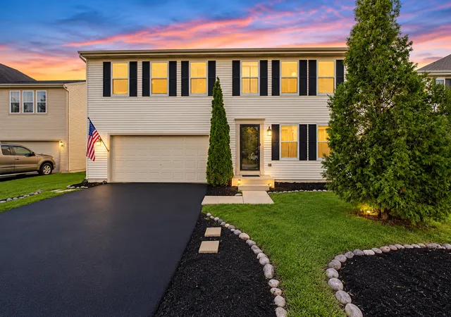 Single family home for sale at 1210 Sarasota Dr, Pingree Grove, IL 60140 | MLS# 12795165