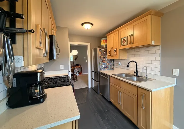 Photo 3 of Condo for sale at 2s405 Emerald Green Dr #C, Warrenville, IL 60555 | MLS# 12795188 | Listing updated on 2026-10-28