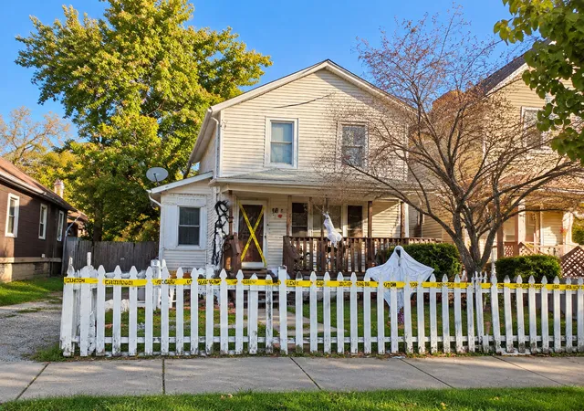 Single family home for sale at 19 E 21st Street, Chicago Heights, IL 60411 | MLS# 12795189