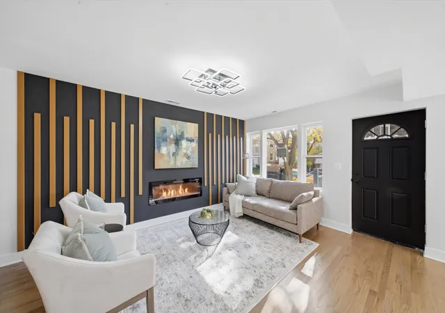Photo 4 of Single family home for sale at 4824 W Drummond Pl, Chicago, IL 60639 | MLS# 12795235 | Listing updated on 2026-10-28