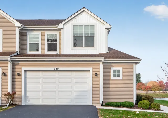 Photo 3 of Townhouse for sale at 530 Amherst Dr, Sycamore, IL 60178 | MLS# 12795275 | Listing updated on 2026-10-28