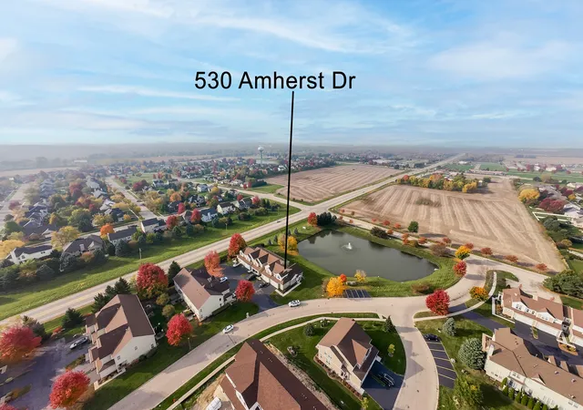 Photo 4 of Townhouse for sale at 530 Amherst Dr, Sycamore, IL 60178 | MLS# 12795275 | Listing updated on 2026-10-28