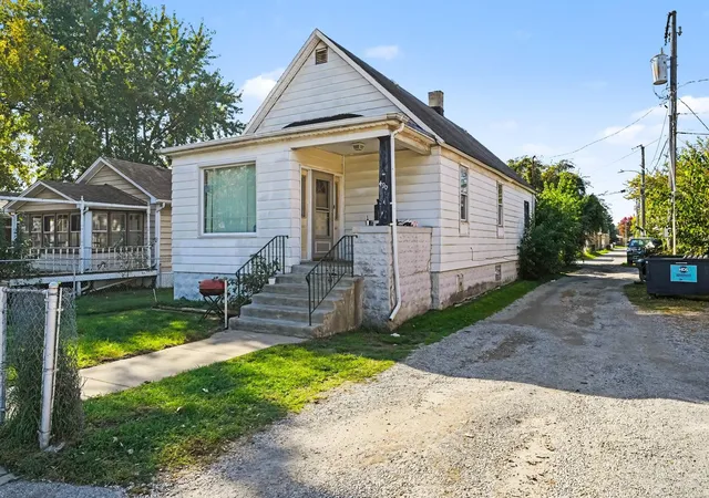 Photo 2 of Single family home for sale at 490 Freeland Ave, Calumet City, IL 60409 | MLS# 12795276 | Listing updated on 2026-10-28