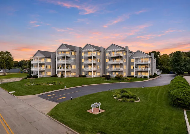 Photo 1 of Condo for sale at 4412 River Dr #402, Moline, IL 61265 | MLS# 12795300 | Listing updated on 2026-10-28