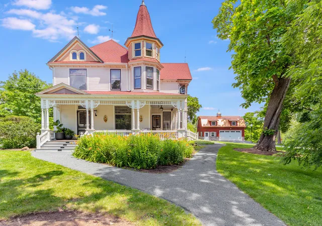Single family home for sale at 5802 Broadway St, Richmond, IL 60071 | MLS# 12795307