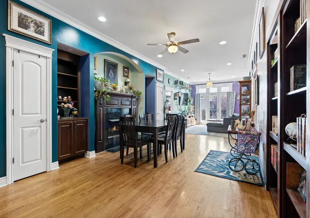 Photo 4 of Condo for sale at 4927 N Damen Ave #2E, Chicago, IL 60625 | MLS# 12795318 | Listing updated on 2026-10-28