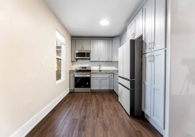 Photo 4 of Single family home for sale at 6235 S Kedvale Ave, Chicago, IL 60629 | MLS# 12795322 | Listing updated on 2026-10-29