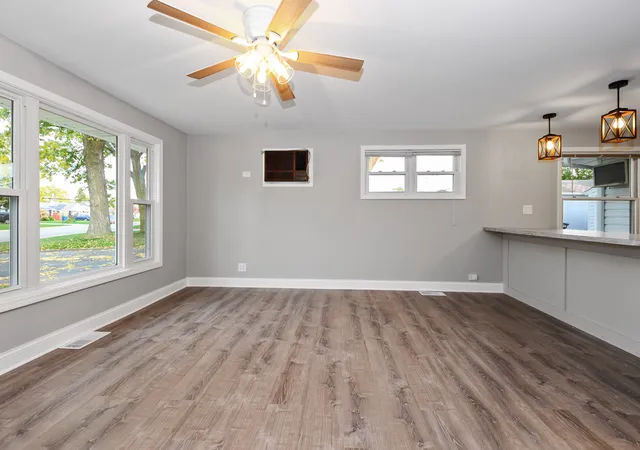 Photo 4 of Townhouse for sale at 4207 W 90th Street, Hometown, IL 60456 | MLS# 12795333 | Listing updated on 2026-10-28