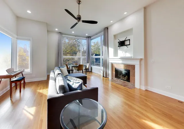 Photo 1 of Condo for sale at 933 N Winchester Ave #3, Chicago, IL 60622 | MLS# 12795343 | Listing updated on 2026-10-29