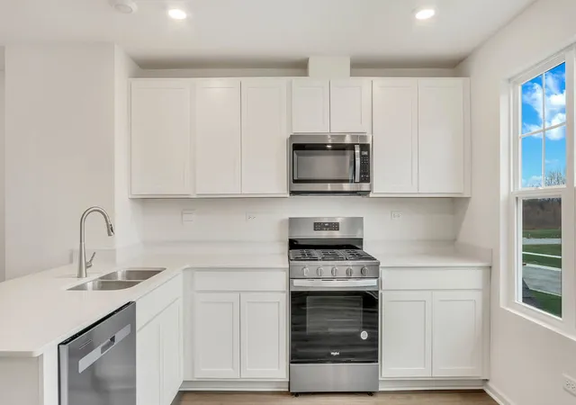 Photo 2 of Townhouse for sale at 293 Basin Ct, St. Charles, IL 60174 | MLS# 12795349 | Listing updated on 2026-10-27