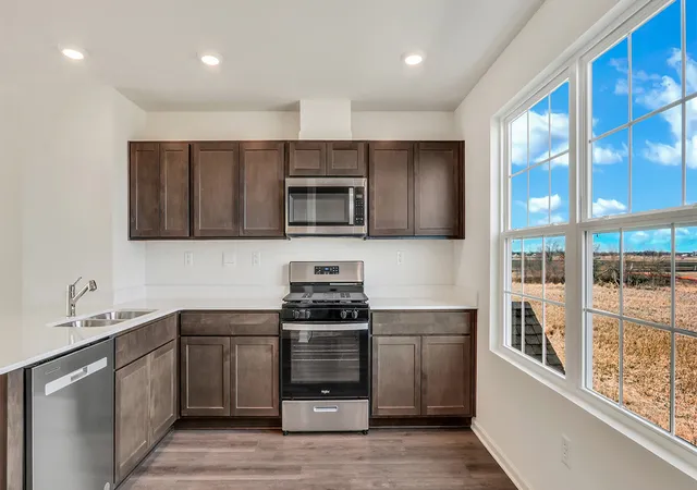 Photo 3 of Townhouse for sale at 295 Basin Ct, St. Charles, IL 60174 | MLS# 12795358 | Listing updated on 2026-10-27