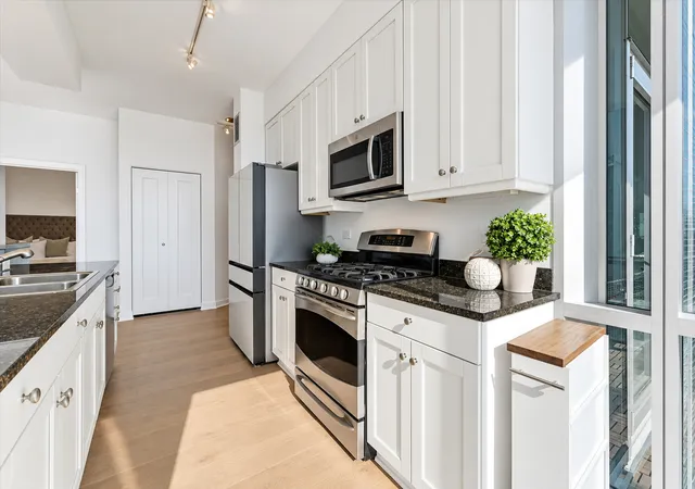Photo 4 of Condo for sale at 1201 S Prairie Ave #1706, Chicago, IL 60605 | MLS# 12795365 | Listing updated on 2026-10-27