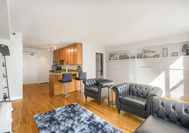 Photo 3 of Condo for sale at 3600 N Lake Shore Dr #2103, Chicago, IL 60613 | MLS# 12795400 | Listing updated on 2026-10-30