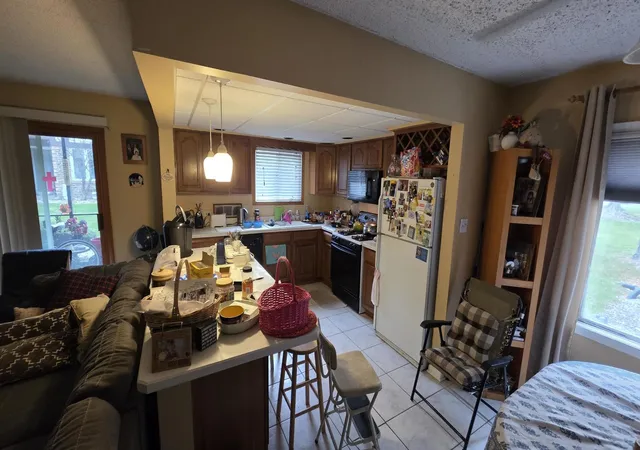 Photo 3 of Condo for sale at 15716 Orlan Brk Dr #182, Orland Park, IL 60462 | MLS# 12795402 | Listing updated on 2026-10-28