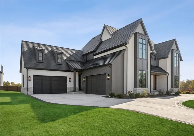 Photo 1 of Single family home for sale at 8305 Buege Ln, Burr Ridge, IL 60527 | MLS# 12795425 | Listing updated on 2026-10-28