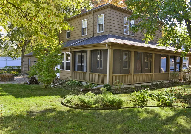 Photo 1 of Single family home for sale at 670 Ottawa Ave, Ottawa, IL 61350 | MLS# 12795447 | Listing updated on 2026-10-28