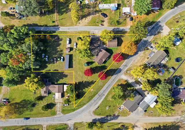 Photo 1 of Single family home for sale at 715 Lincoln Ln, New Boston, IL 61272 | MLS# 12795453 | Listing updated on 2026-10-30