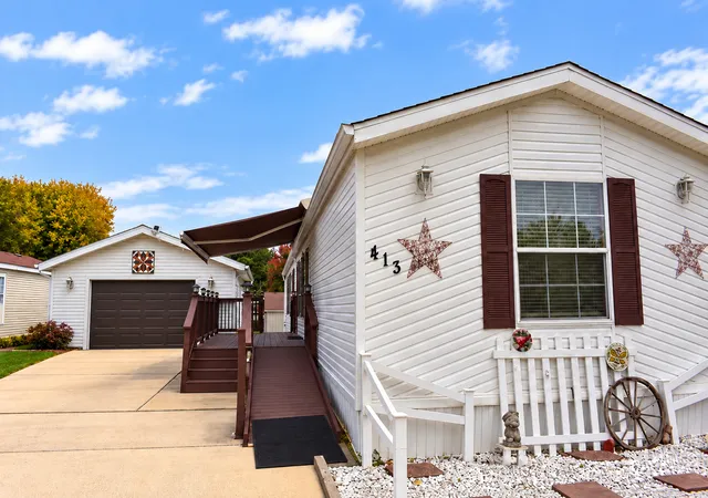 Photo 2 of Manufactured home for sale at 291 Il Route 2 #413, Dixon, IL 61021 | MLS# 12795475 | Listing updated on 2026-10-28