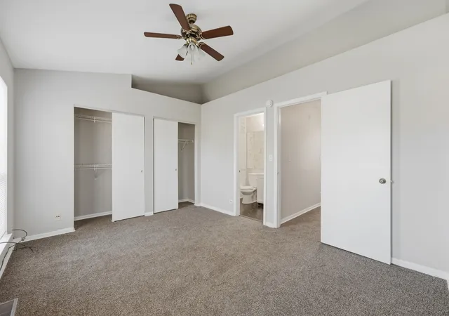 Photo 1 of Townhouse for sale at 122 Golfview Dr #NA, Glendale Heights, IL 60139 | MLS# 12795484 | Listing updated on 2026-10-28