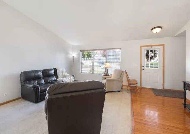 Photo 3 of Single family home for sale at 5440 Avalon Ln, Lake In The Hills, IL 60156 | MLS# 12795494 | Listing updated on 2026-10-29