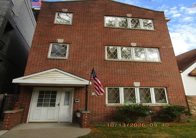 Multi family home for sale at 2148 W Foster Ave, Chicago, IL 60625 | MLS# 12795519