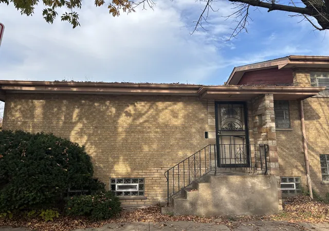 Photo 4 of Single family home for sale at 9059 S Jeffery Blvd, Chicago, IL 60617 | MLS# 12795523 | Listing updated on 2026-10-29