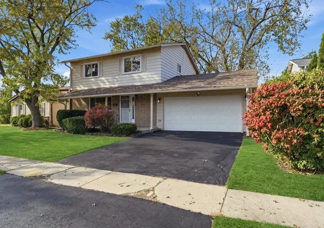 Photo 1 of Single family home for sale at 17480 Eastgate Dr, Country Club Hills, IL 60478 | MLS# 12795532 | Listing updated on 2026-10-27