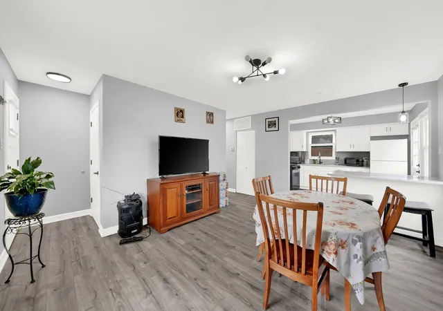 Photo 3 of Single family home for sale at 269 Arrowhead St, Park Forest, IL 60466 | MLS# 12795535 | Listing updated on 2026-10-28