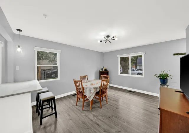 Photo 4 of Single family home for sale at 269 Arrowhead St, Park Forest, IL 60466 | MLS# 12795535 | Listing updated on 2026-10-28