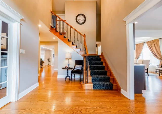 Photo 3 of Single family home for sale at 13735 Legend Trl Ln, Orland Park, IL 60462 | MLS# 12795563 | Listing updated on 2026-10-30