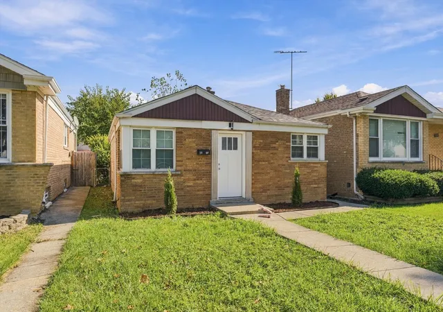 Single family home for sale at 7809 S Homan Ave, Chicago, IL 60652 | MLS# 12795566