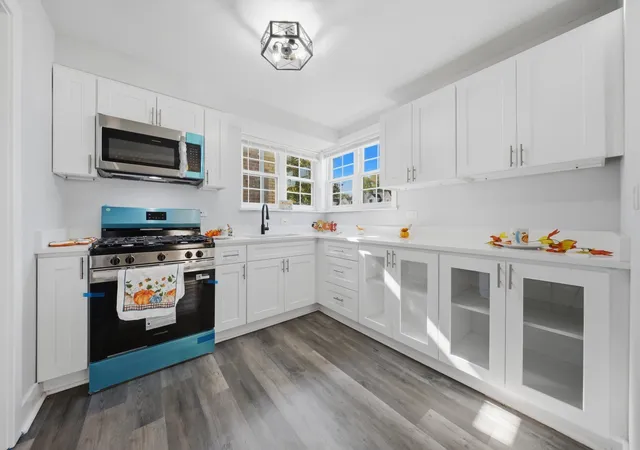 Photo 4 of Single family home for sale at 7809 S Homan Ave, Chicago, IL 60652 | MLS# 12795566 | Listing updated on 2026-10-27