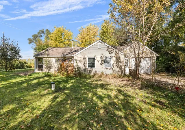 Single family home for sale at 3225 66th Avenue, Moline, IL 61265 | MLS# 12795580