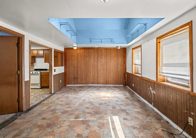 Photo 3 of Single family home for sale at 3225 66th Avenue, Moline, IL 61265 | MLS# 12795580 | Listing updated on 2026-10-29