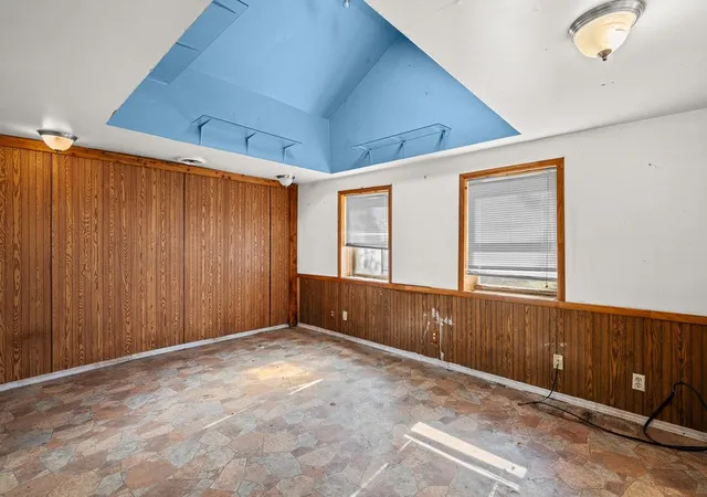 Photo 4 of Single family home for sale at 3225 66th Avenue, Moline, IL 61265 | MLS# 12795580 | Listing updated on 2026-10-29