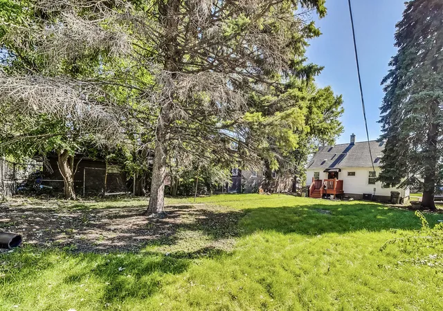 Photo 3 of Single family home for sale at 3607 Adams St, Bellwood, IL 60104 | MLS# 12795585 | Listing updated on 2026-10-29