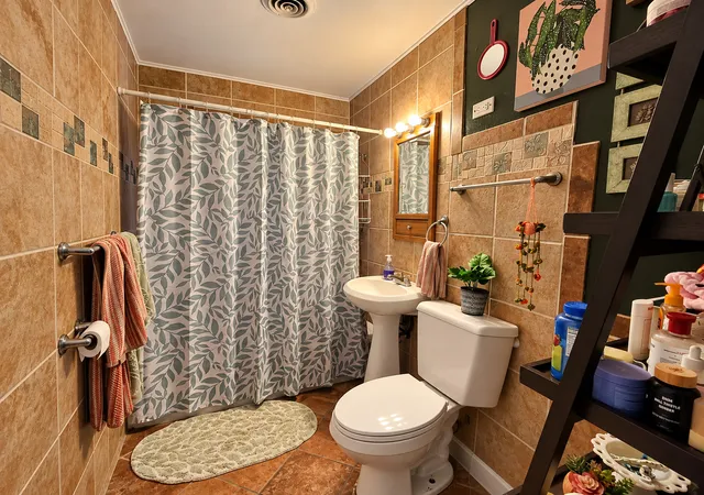 Photo 4 of Single family home for sale at 120 W 4th Street, Coal Valley, IL 61240 | MLS# 12795593 | Listing updated on 2026-10-29
