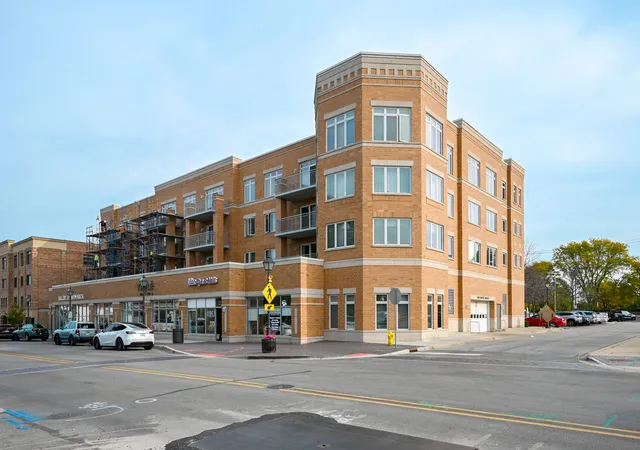 Photo 2 of Condo for sale at 1 S Lincoln Ave #310, Lombard, IL 60148 | MLS# 12795639 | Listing updated on 2026-10-29