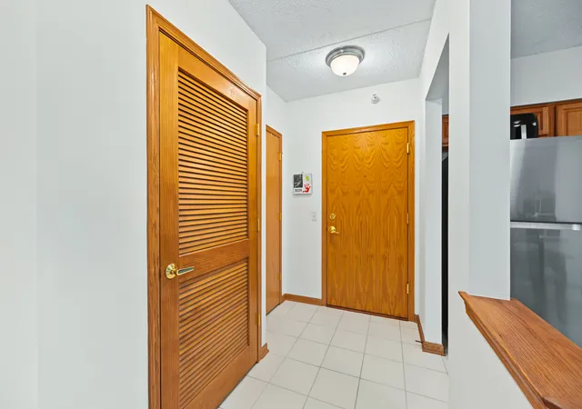 Photo 4 of Condo for sale at 1 S Lincoln Ave #310, Lombard, IL 60148 | MLS# 12795639 | Listing updated on 2026-10-29