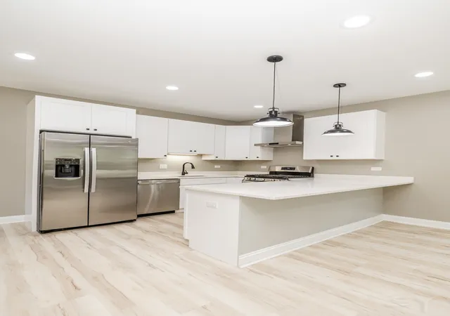 Photo 4 of House for sale at 1127 N Parkside Ave, Chicago, IL 60651 | MLS# 12795646 | Listing updated on 2026-10-29