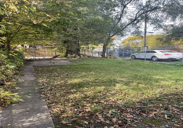 Photo 3 of Single family home for sale at 6750 S Racine Ave, Chicago, IL 60636 | MLS# 12795661 | Listing updated on 2026-10-27