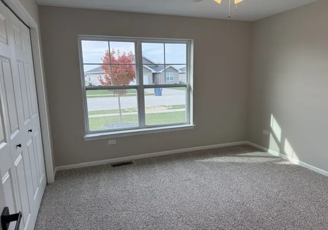 Photo 4 of Single family home for sale at 6135 Stone Pathway St, Bourbonnais, IL 60914 | MLS# 12795666 | Listing updated on 2026-10-28