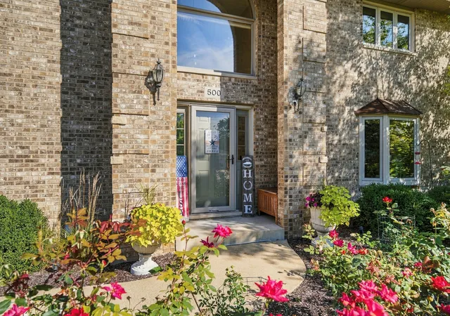 Photo 1 of Single family home for sale at 500 Westwood Dr, Shorewood, IL 60404 | MLS# 12795681 | Listing updated on 2026-10-30