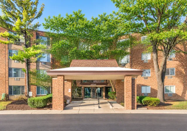 Photo 1 of Condo for sale at 1500 Robin Cir #405, Hoffman Estates, IL 60169 | MLS# 12795683 | Listing updated on 2026-10-28