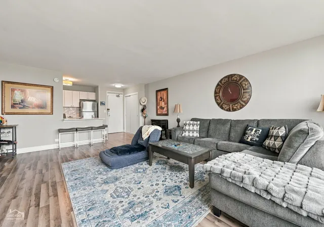 Photo 3 of Condo for sale at 3600 N Lake Shore Dr #1214, Chicago, IL 60613 | MLS# 12795707 | Listing updated on 2026-10-30