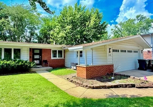 Photo 1 of Single family home for sale at 310 N Illinois Ave, Glenwood, IL 60425 | MLS# 12795718 | Listing updated on 2026-10-28
