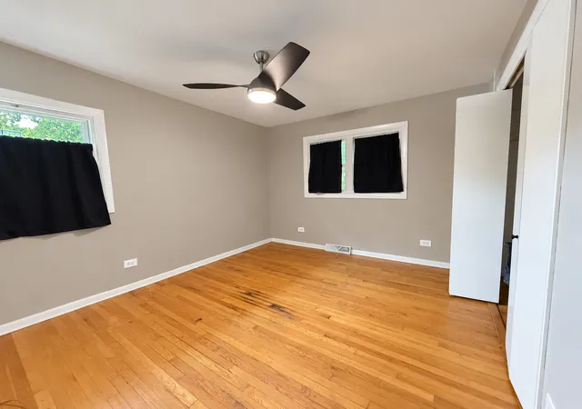Photo 4 of Single family home for sale at 310 N Illinois Ave, Glenwood, IL 60425 | MLS# 12795718 | Listing updated on 2026-10-28
