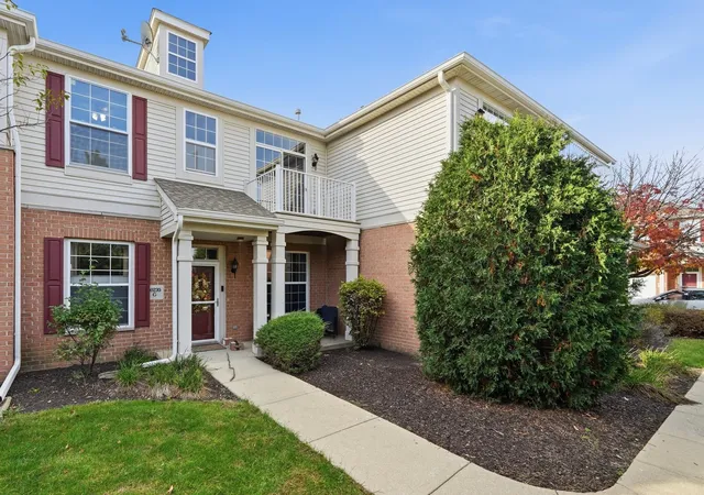 Photo 3 of Condo for sale at 10235 Mulberry Ln #E, Bridgeview, IL 60455 | MLS# 12795738 | Listing updated on 2026-10-28