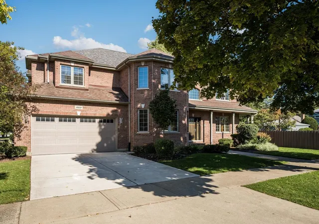 Photo 1 of Single family home for sale at 2618 Glenview Ave, Park Ridge, IL 60068 | MLS# 12795757 | Listing updated on 2026-10-30