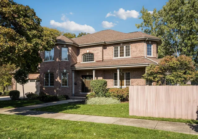 Photo 1 of Single family home for sale at 2618 Glenview Ave, Park Ridge, IL 60068 | MLS# 12795757 | Listing updated on 2026-10-30